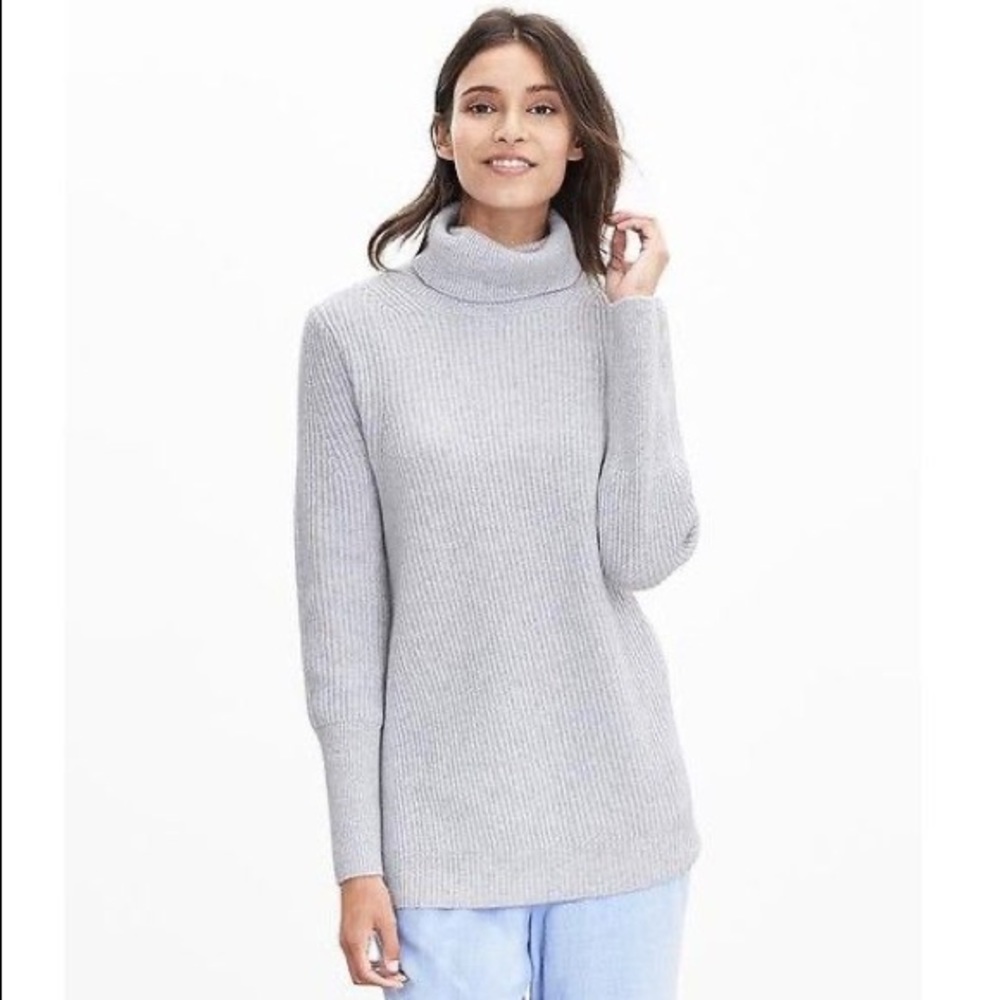 Todd & Duncan Ribbed Turtleneck Cashmere Sweater